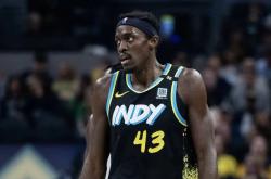 西亚卡姆在法国队比赛中赛况扑朔迷离，绝杀引发热议！的简单介绍